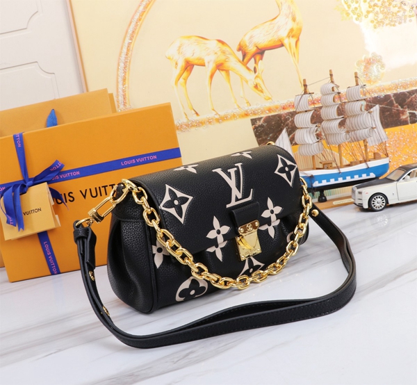 ルイヴィトンバッグ背面デザイン